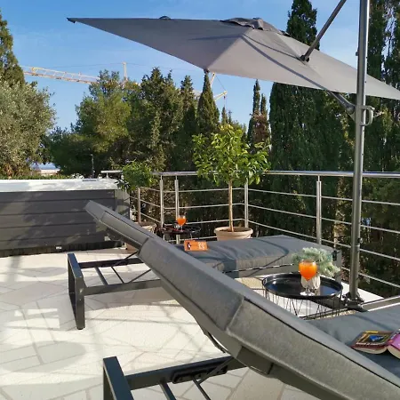 Dream View Penthouse With Jacuzzi *