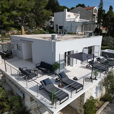 Dream View Penthouse With Jacuzzi Appartamento Hvar Town