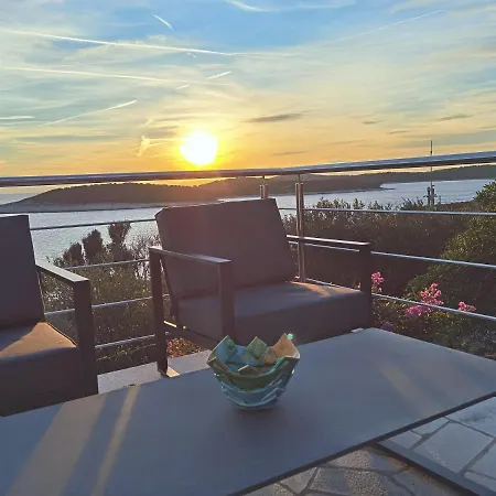 Dream View Penthouse With Jacuzzi Appartamento Hvar Town